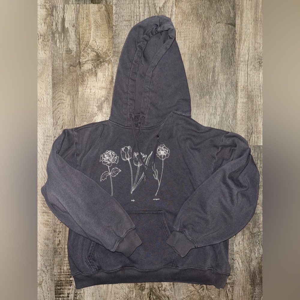 American Eagle Flower Hoodie!